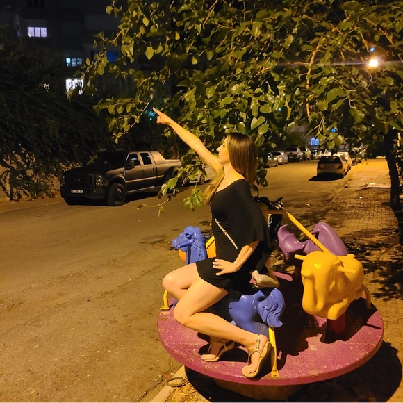 Meet your Posher, Heidi - Picture 8 of 9